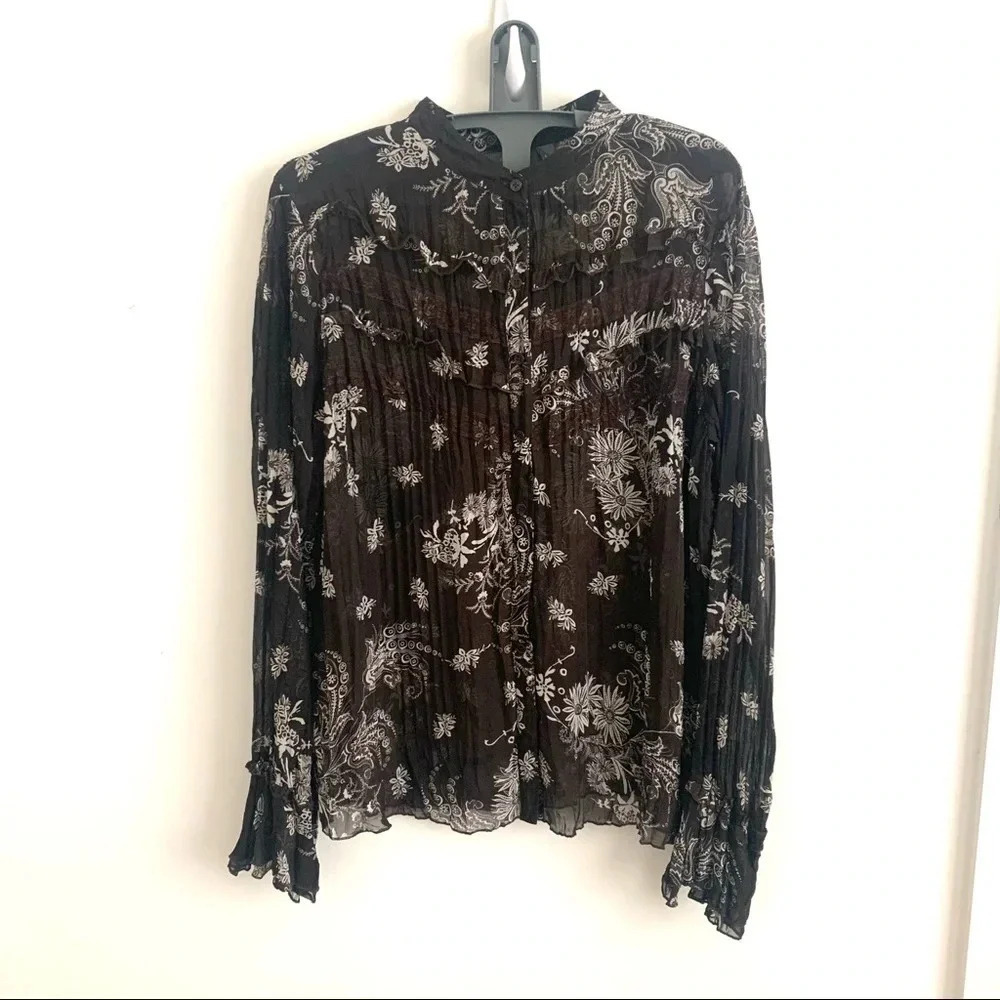 Apt. 9 Sheer floral print long fluter sleeve brown Shirt size Large